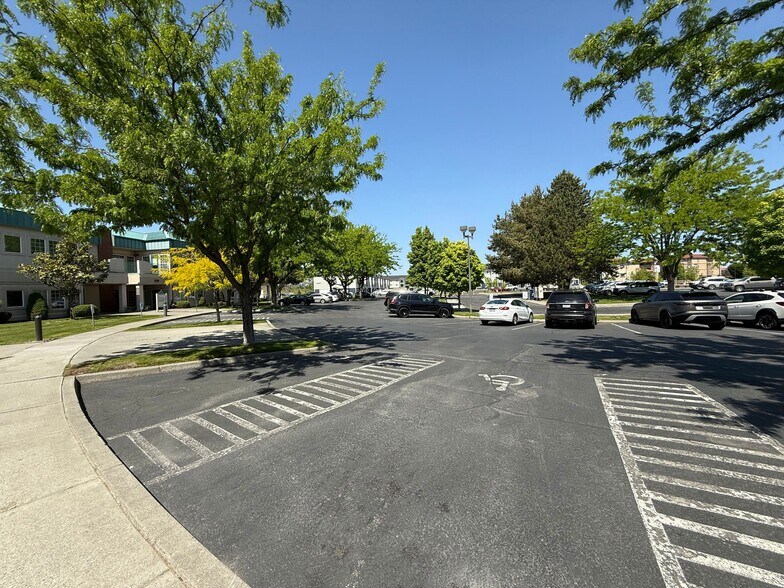 More Photos Of 303 Bradley Blvd, Richland Medical For Lease