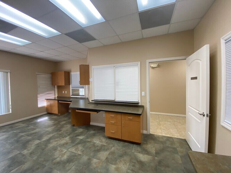 More Photos Of 1425 Hand Ave, Ormond Beach Medical For Lease