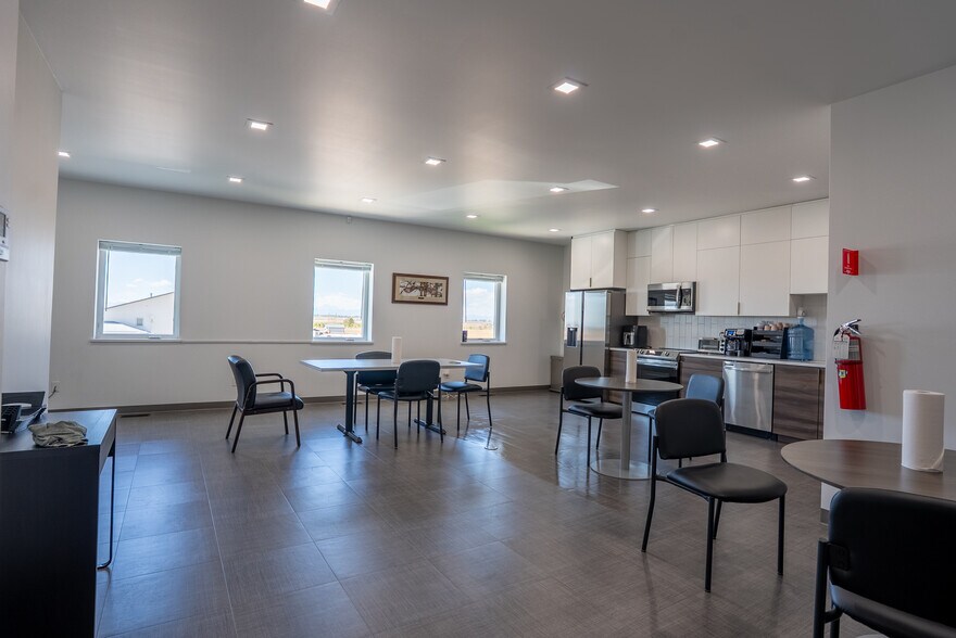 More Photos Of 21323 I 76 Frontage Rd, Hudson Warehouse For Lease