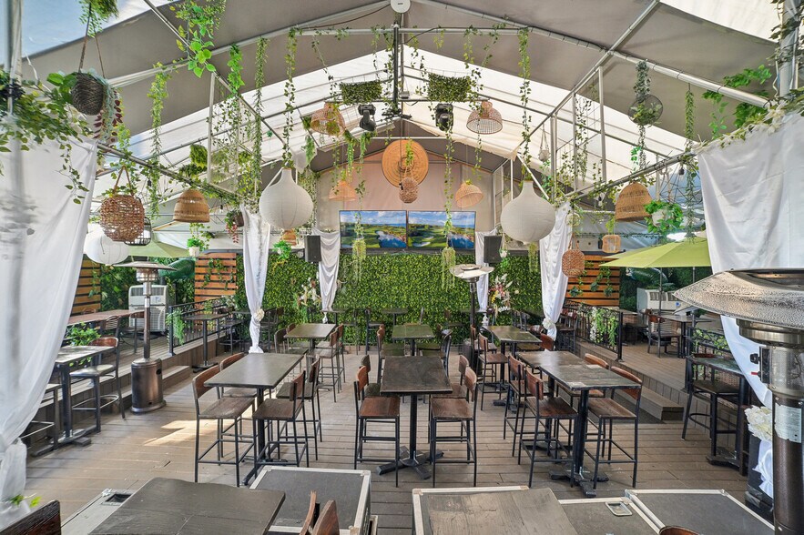 More Photos Of 487-489 21st Ave, Paterson Bar For Sale