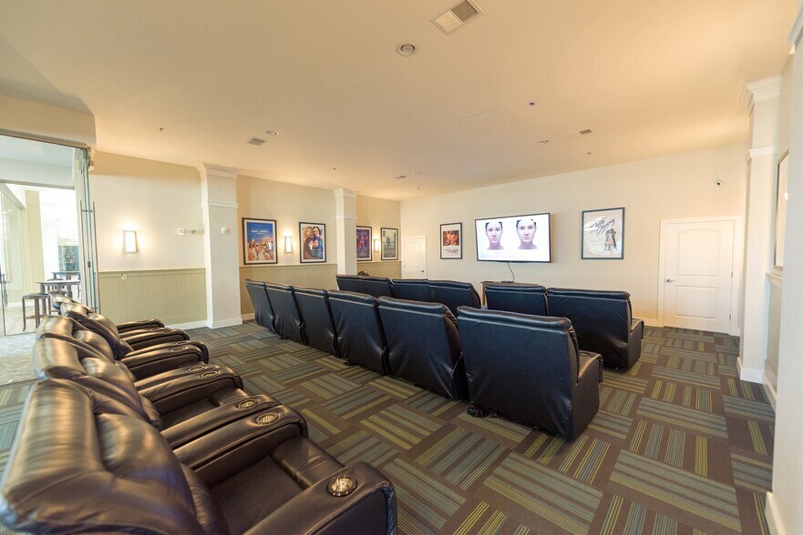 More Photos Of 99 Main St, Warren Apartments For Lease