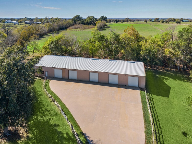 More Photos Of 16372 Highway 6, Navasota Specialty For Sale