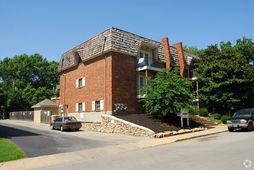 More Photos Of 4030-4038 Clark Ave, Kansas City Apartments For Sale