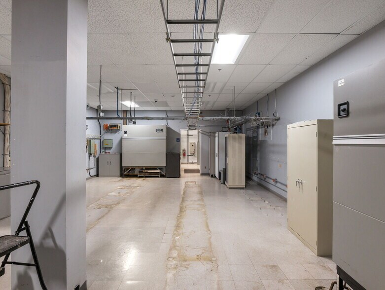 More Photos Of 1228 E Orman Ave, Pueblo Office For Sale