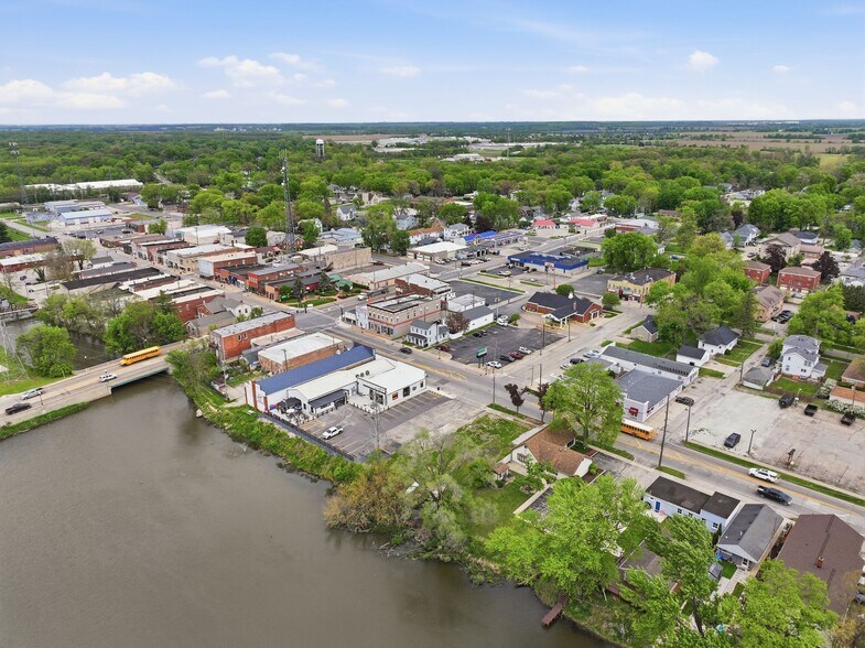 More Photos Of 116-118 S Water St, Wilmington Storefront Retail Office For Sale