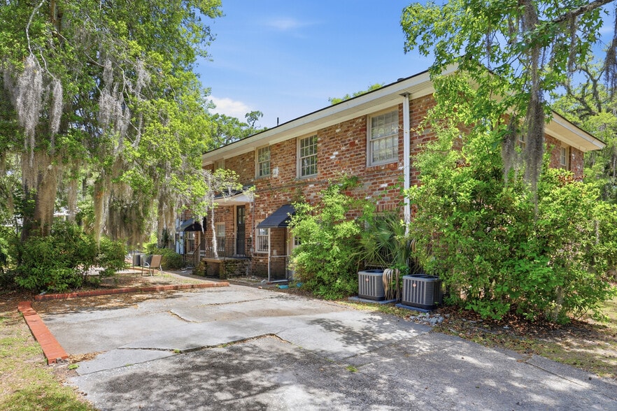 More Photos Of 3411 Bull St, Savannah Apartments For Sale