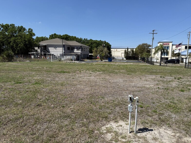 More Photos Of 1511 S US Highway 301, Tampa Office For Sale