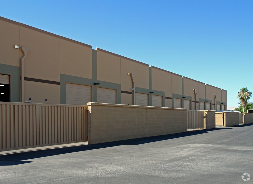 More Photos Of 2650 E Mohawk Ln, Phoenix Warehouse For Sale