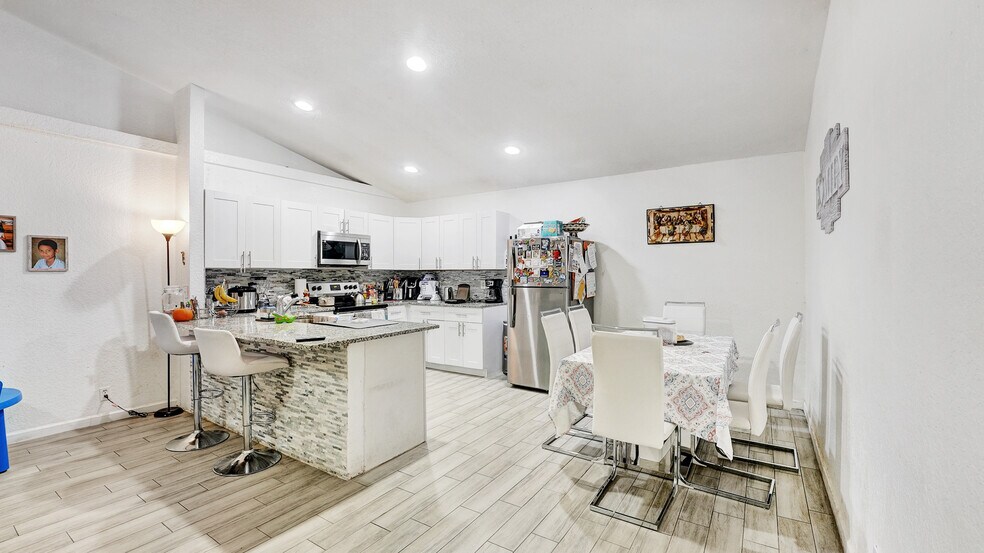 More Photos Of , Wellington Multifamily For Sale