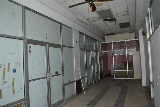 More Photos Of 1218 Zaragoza, Laredo Storefront Retail Office For Sale