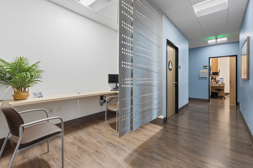 More Photos Of 2460 Beacon St, Chico Healthcare For Sale