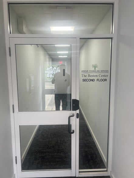 More Photos Of 6-18 Fordham Rd, Allston Manufacturing For Lease