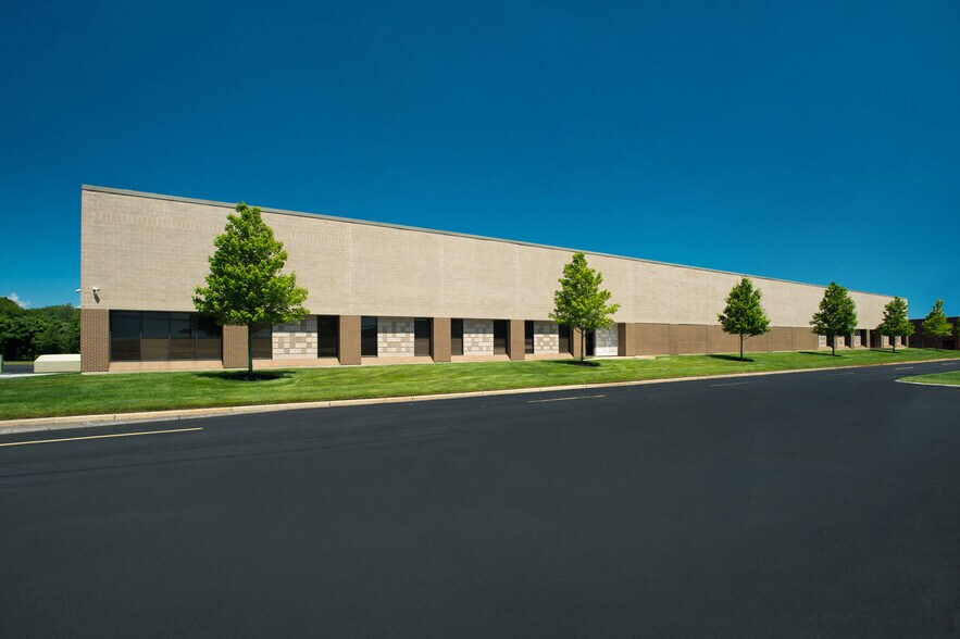 More Photos Of 225 Raritan Center Pky, Edison Unknown For Lease