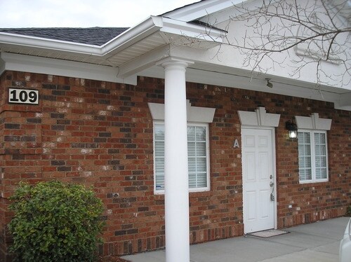 More Photos Of 109 Vista Oaks Dr, Lexington Medical For Lease