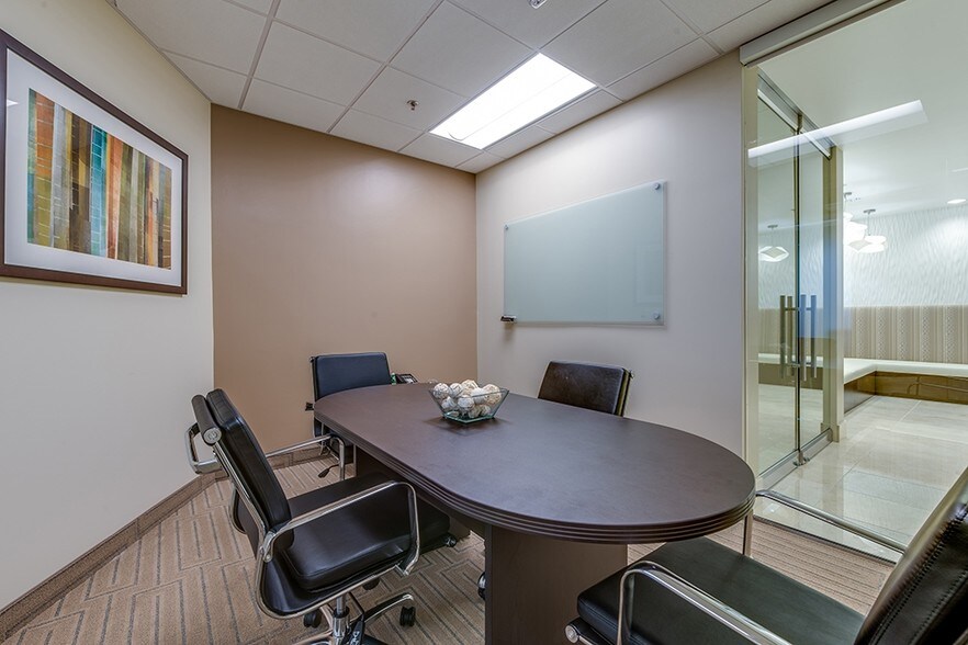 More Photos Of 3838 Oak Lawn Ave, Dallas Office For Lease