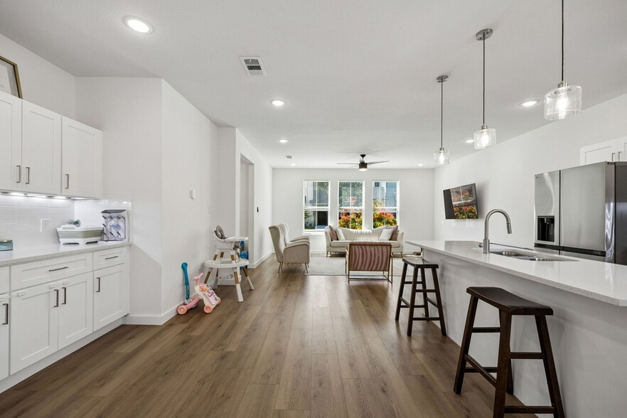 More Photos Of , Fort Worth Multifamily For Sale