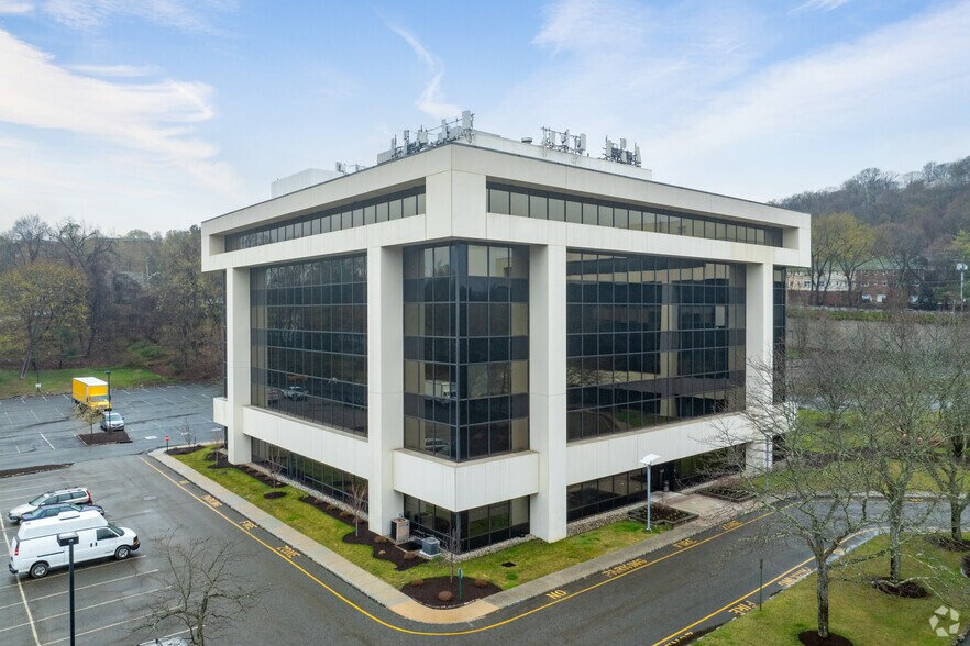Primary Photo Of 220 White Plains Rd, Tarrytown Office For Lease