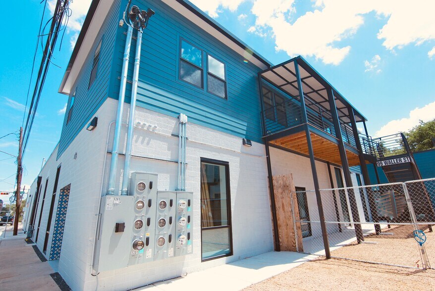 More Photos Of 1201 E Cesar Chavez St E, Austin Coworking Space