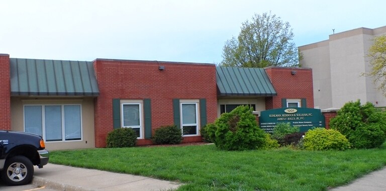 Primary Photo Of 1201 W College St, Liberty Office For Lease