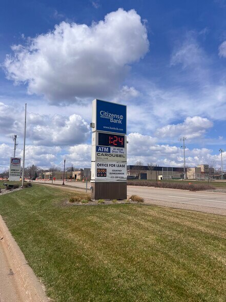 More Photos Of 10901-10909 Excelsior Blvd, Hopkins Office For Lease