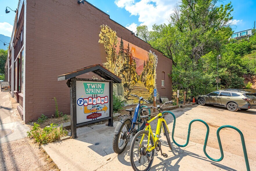 More Photos Of 121 Ruxton Ave, Manitou Springs Storefront Retail Residential For Sale