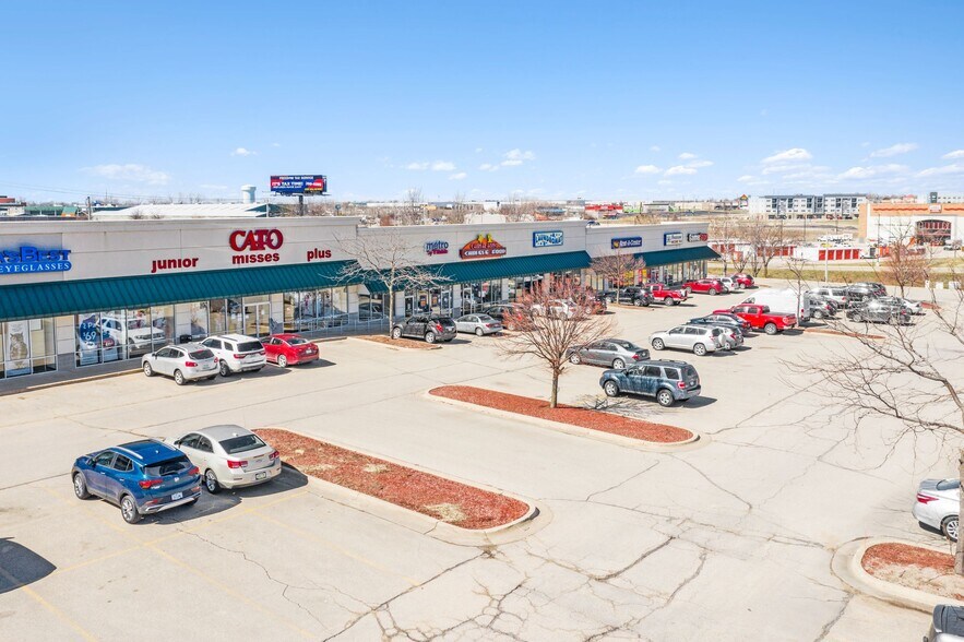 More Photos Of 3005 SW Wiley Blvd, Cedar Rapids Unknown For Lease