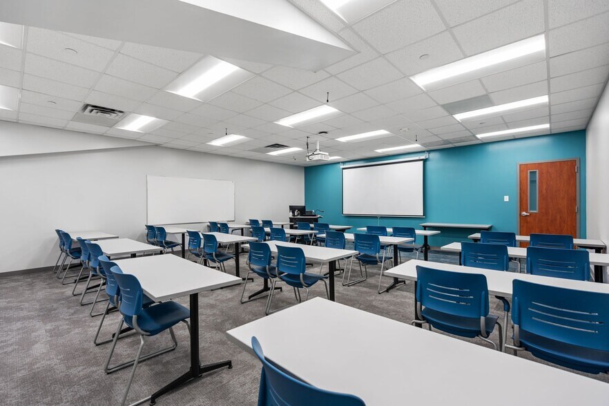 More Photos Of 1411 W Main St, League City Schools For Sale