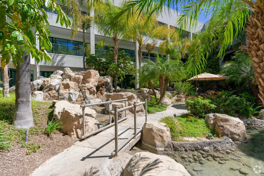 More Photos Of 28494 Westinghouse Pl, Valencia Office For Lease