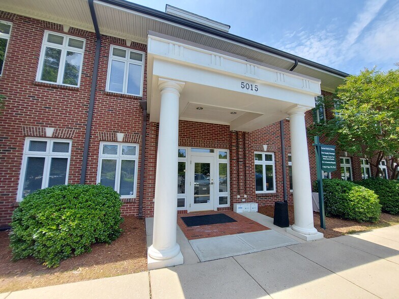 More Photos Of 5015 Southpark Dr, Durham Medical For Lease