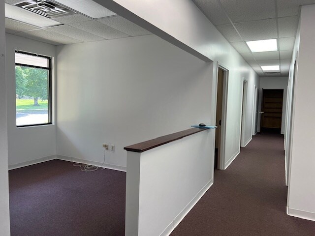 More Photos Of 6111 Heritage Park Dr, Chattanooga Office For Lease