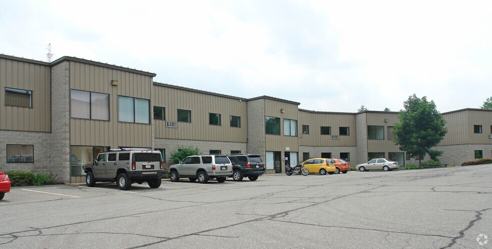 Primary Photo Of 41 Industrial Dr, Exeter Service For Lease
