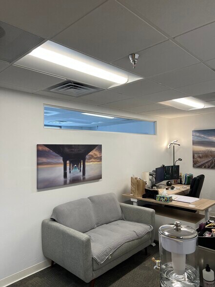 More Photos Of 330 Rancheros Dr, San Marcos Research And Development For Lease