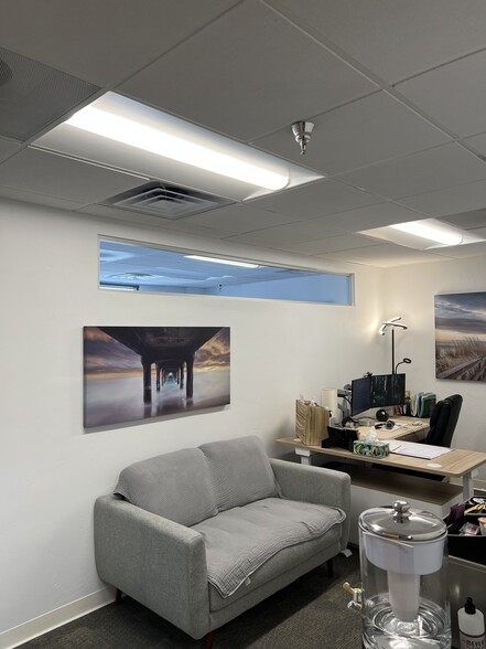 More Photos Of 330 Rancheros Dr, San Marcos Research And Development For Lease