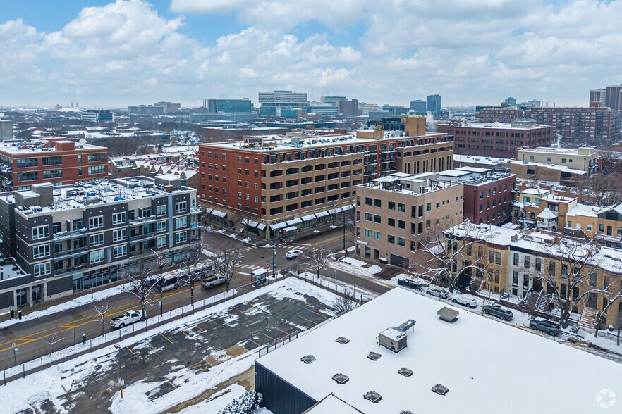 More Photos Of 1301 W Madison St, Chicago Apartments For Lease