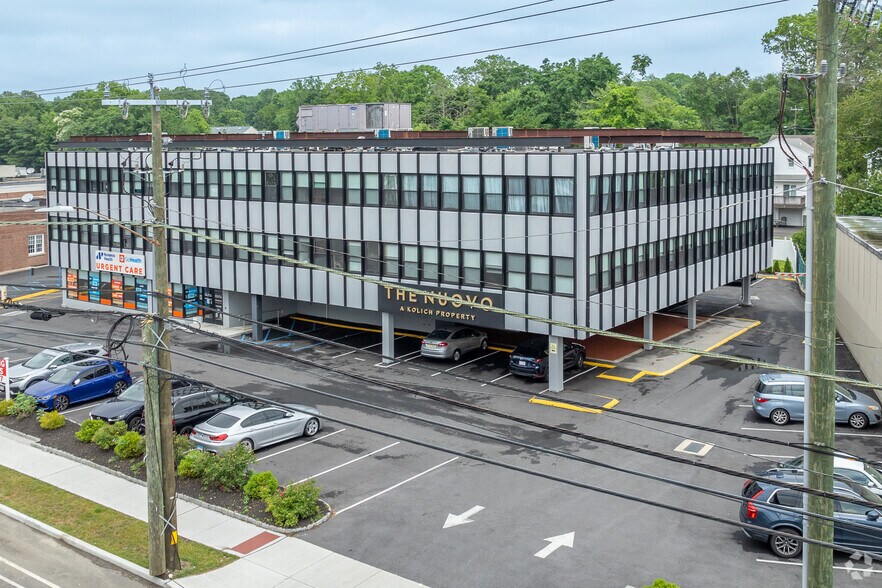Primary Photo Of 1011 High Ridge Rd, Stamford Apartments For Lease