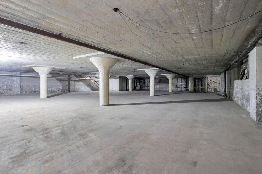 More Photos Of 435 N Elizabeth St, Lima Warehouse For Sale