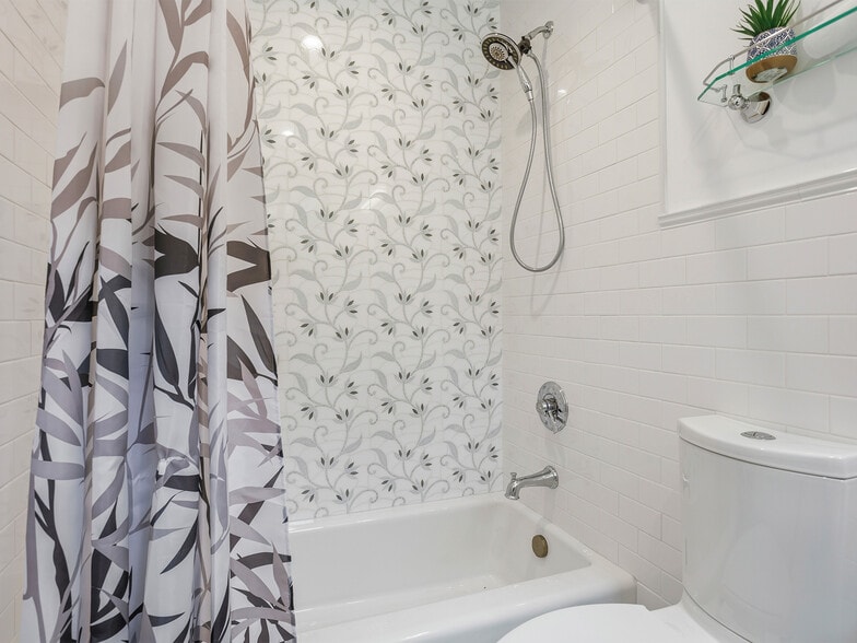More Photos Of 7580 McGroarty Ter, Tujunga Apartments For Sale
