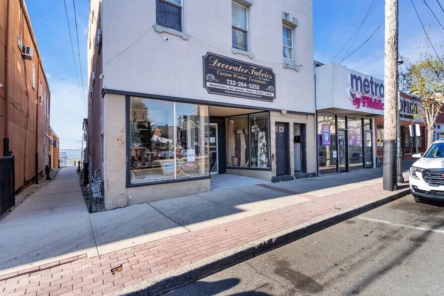 More Photos Of 11 W Front St, Keyport General Retail For Sale