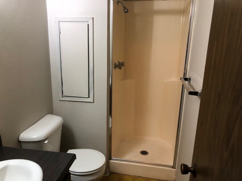 More Photos Of 1640-1650 Mill St, Eugene Apartments For Sale