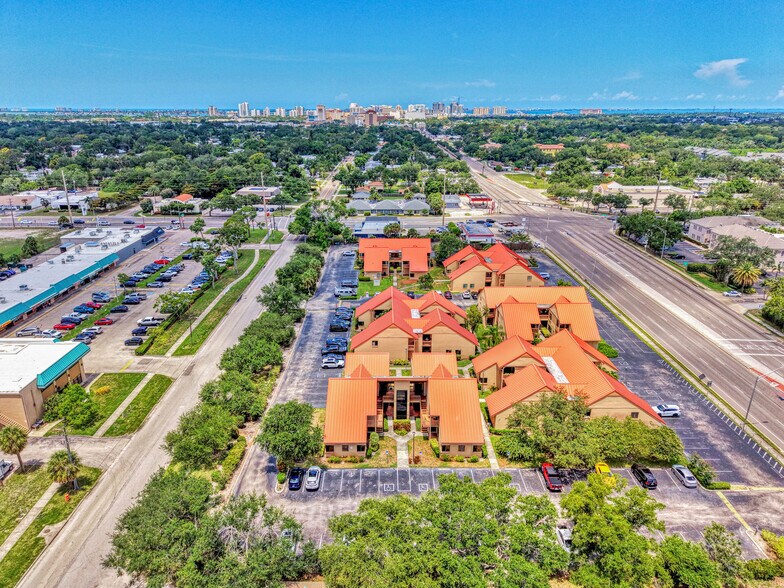 More Photos Of 2831 Ringling Blvd, Sarasota Medical For Sale