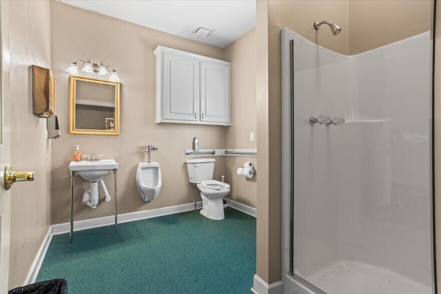 More Photos Of 889 Commerce Dr Sw, Conyers Loft Creative Space For Sale