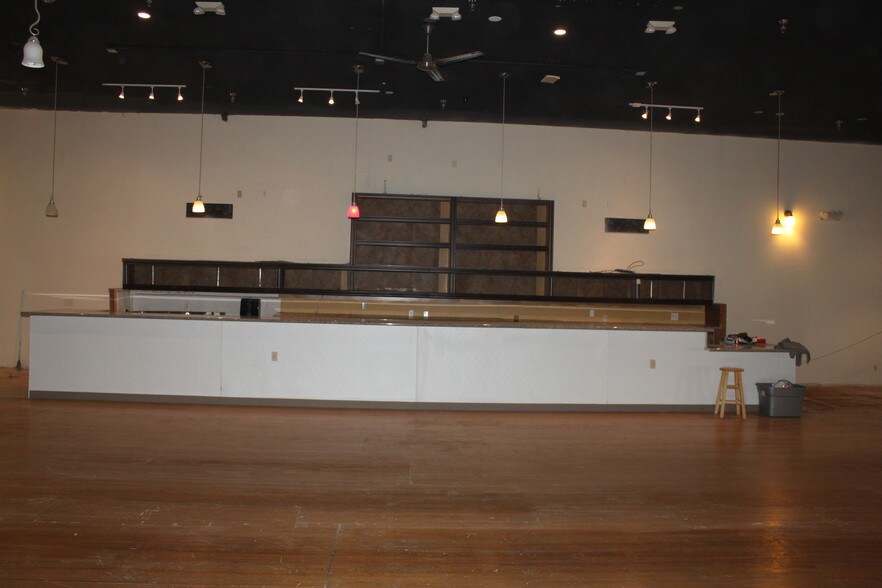 More Photos Of 943 B St, Hayward Restaurant For Sale