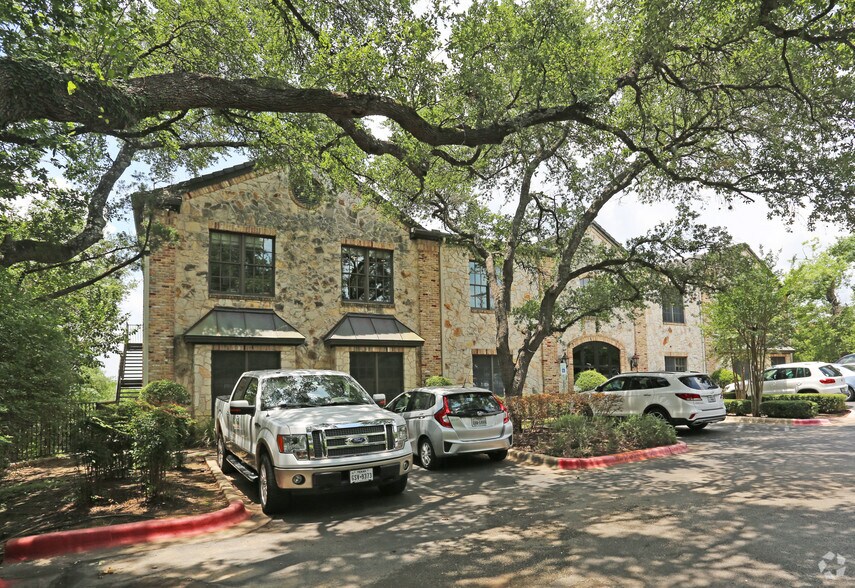 More Photos Of 4407 Bee Caves Rd, West Lake Hills Office For Lease