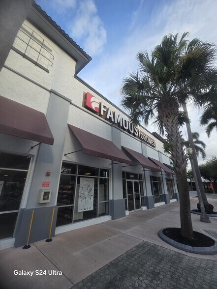 More Photos Of 8651 SW 124th St, Miami General Retail For Lease