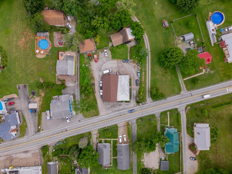 More Photos Of 3762 Saxonburg Blvd, Cheswick Auto Repair For Sale
