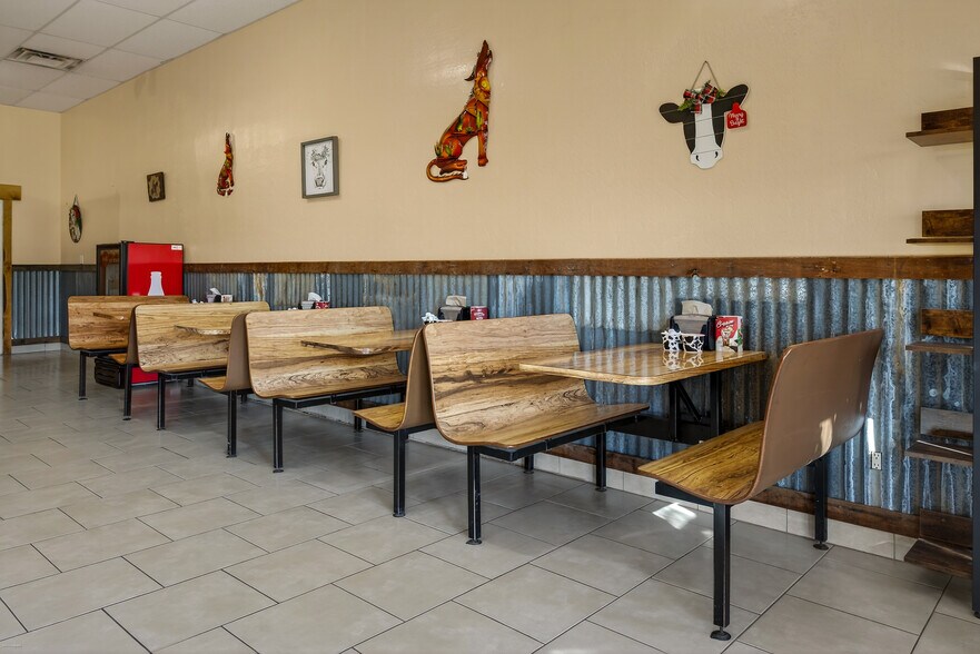 More Photos Of 545 S Main St, Camp Verde Storefront For Sale