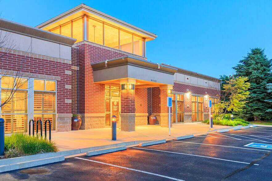 More Photos Of 8040 Southpark Ln, Littleton Office For Lease