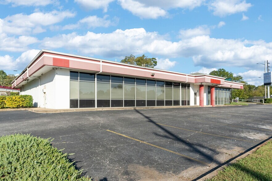 More Photos Of 1007 9th Ave N, Bessemer Healthcare For Sale