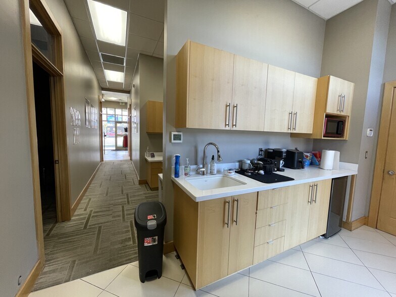 More Photos Of 1215 N 500 W, Provo Storefront For Lease