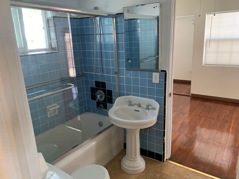 More Photos Of 10354 Prospect Ave, Santee Office For Sale